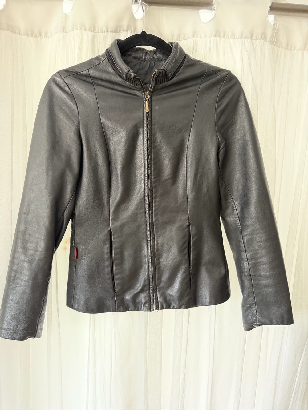 Women's Black Leather Zip-Up Slim Jacket